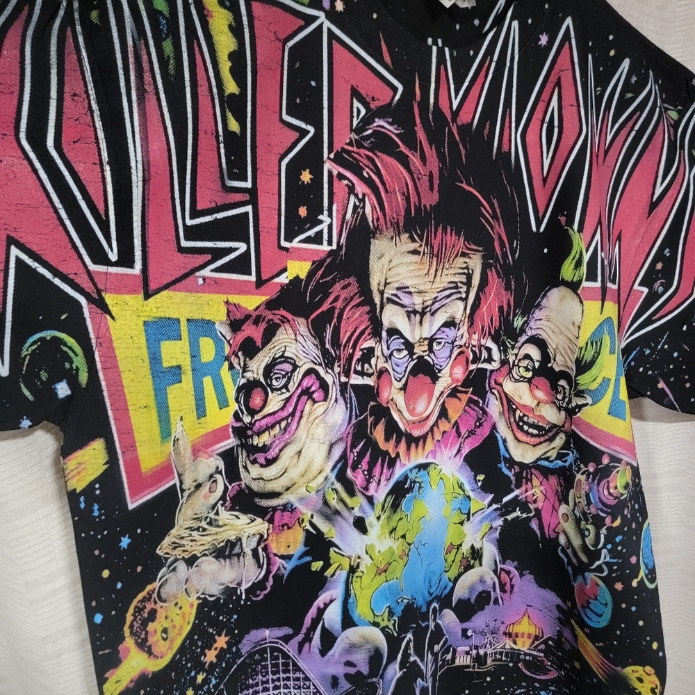 Killer Klowns ALL over Print On SHAKA HEAVYWEIGHT GARMET DYED T SHIRT - Picture 6 of 6